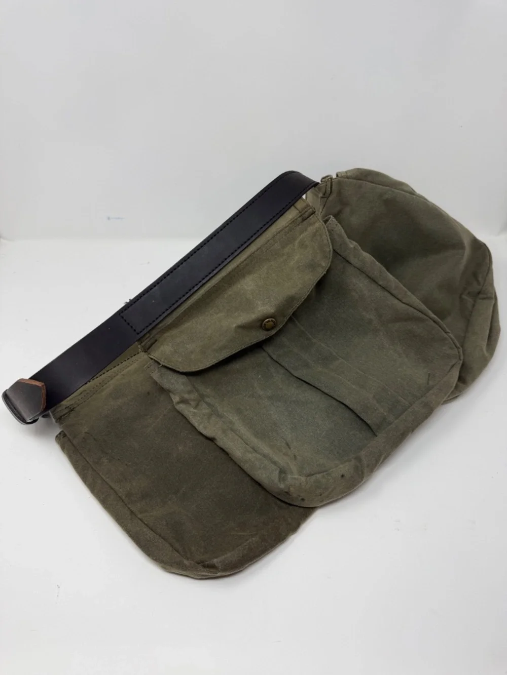 Authentic Vintage Filson Shooting Field Pouch Belt Game Bag | Made in USA | 36